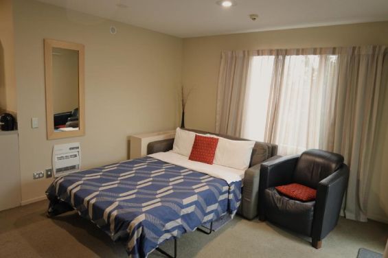 Access 1-Bedroom Apartment: sofa bed